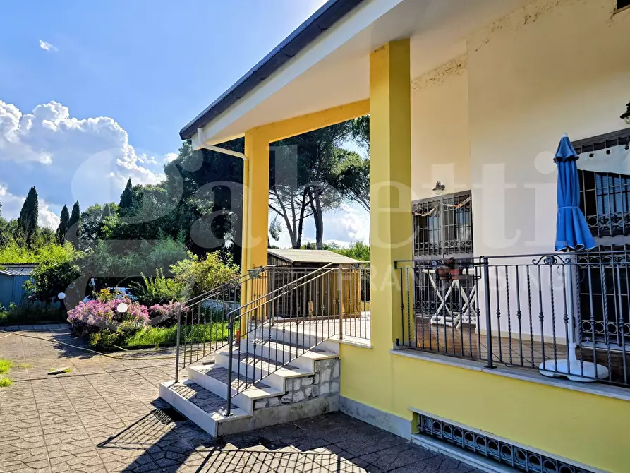 Immagine 11 di Villa in vendita  in Contrada Colle Rampo a Paliano