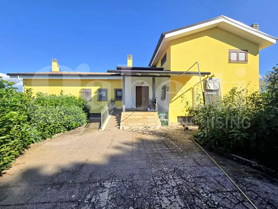 Immagine 1 di Villa in vendita  in Contrada Colle Rampo a Paliano
