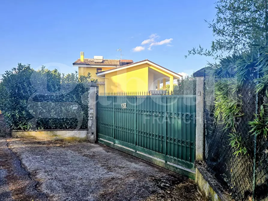 Immagine 2 di Villa in vendita  in Contrada Colle Rampo a Paliano
