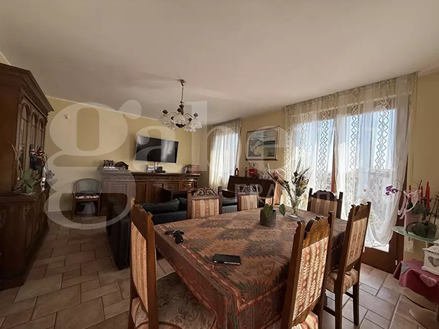 Immagine 32 di Villa in vendita  in Via Como, SNC a Albavilla