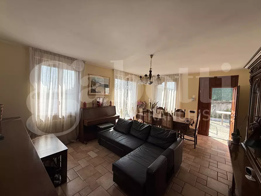 Immagine 30 di Villa in vendita  in Via Como, SNC a Albavilla