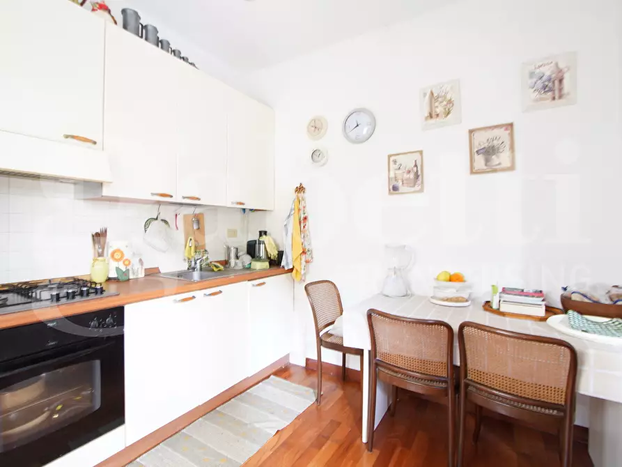 Immagine 12 di Appartamento in vendita  in Viale Garibaldi, . a Venezia