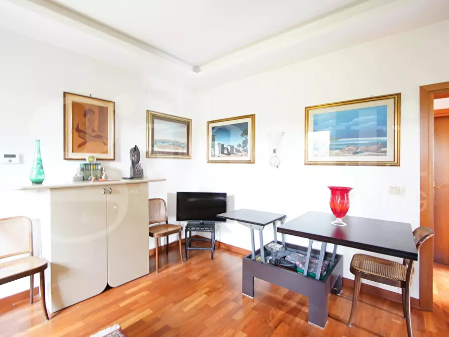 Immagine 6 di Appartamento in vendita  in Viale Garibaldi, . a Venezia