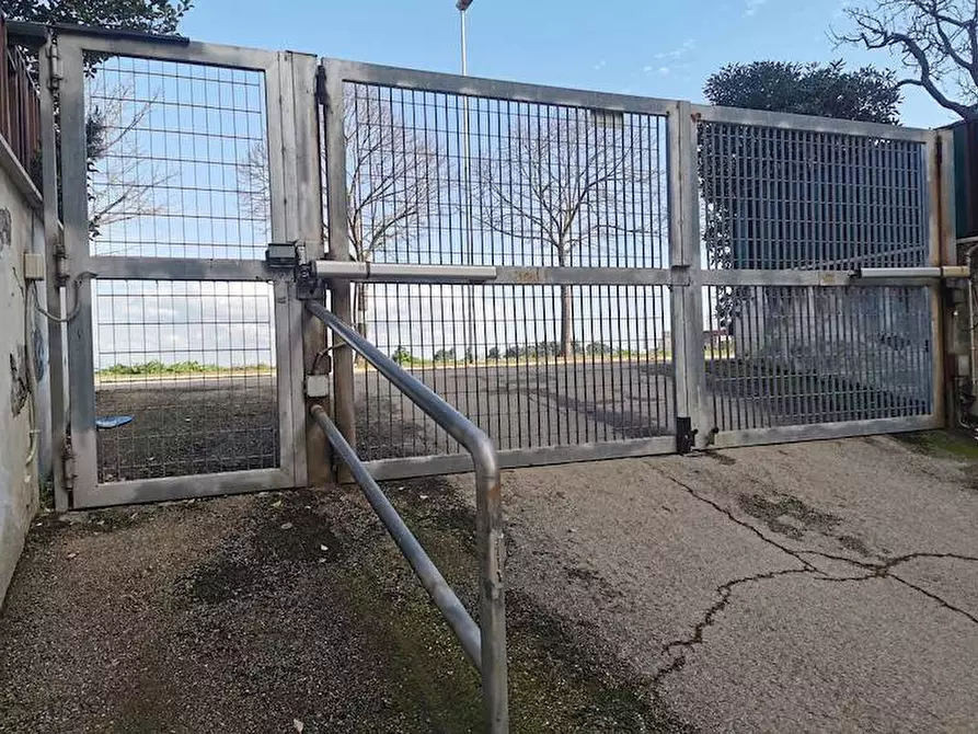 Immagine 3 di Box auto in vendita  in Via de Miro D'Ajeta, 11 a Foggia