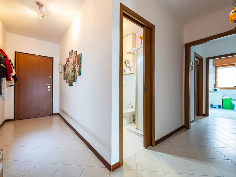 Immagine 2 di Appartamento in vendita  in Via Pia Nalli a Roma