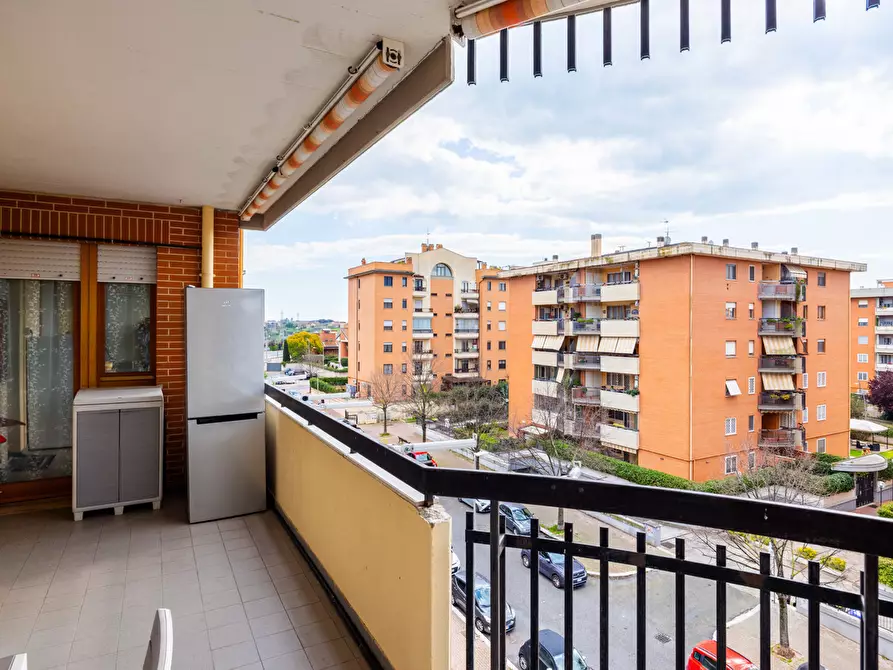 Immagine 25 di Appartamento in vendita  in Via Pia Nalli a Roma