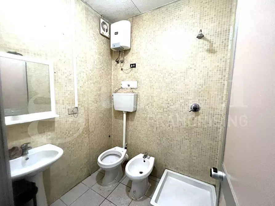 Immagine 8 di Ufficio in vendita  in Via Giovanni Porzio a Napoli