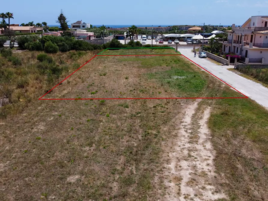 Immagine 4 di Terreno residenziale in vendita  in Via Sebastiano Fortuna, . a Pachino