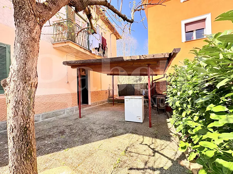 Immagine 4 di Appartamento in vendita  in Via Madonna Del Soccorso, 36 a Montelanico