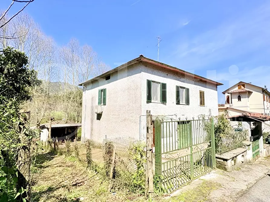 Immagine 3 di Appartamento in vendita  in Via Madonna Del Soccorso, 36 a Montelanico