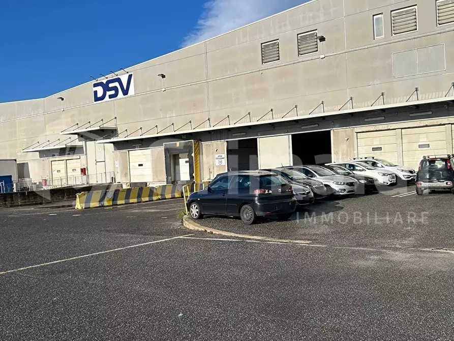 Immagine 8 di Capannone industriale in vendita  in Via della Corona Boreale a Fiumicino