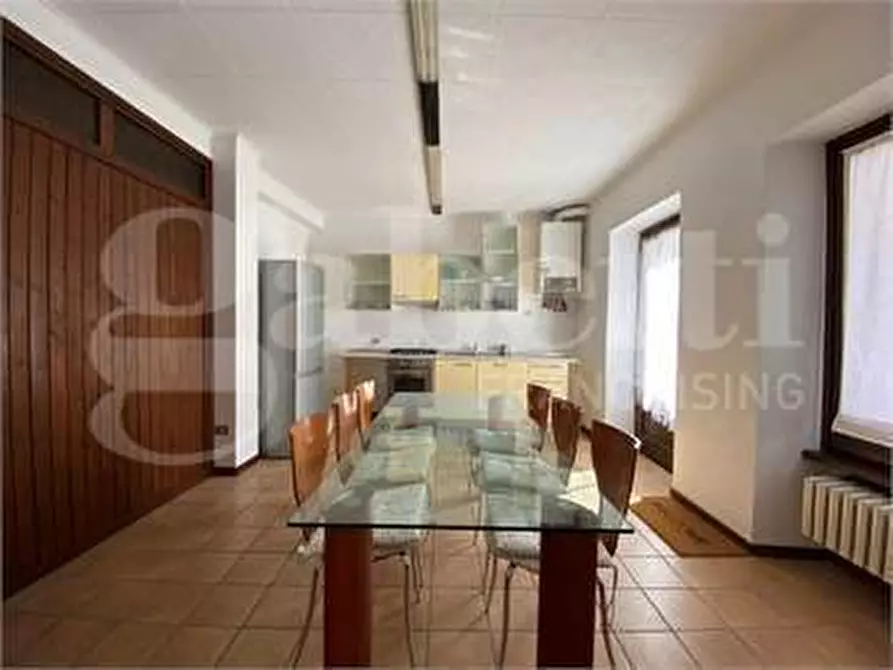 Immagine 2 di Appartamento in vendita  in Piazza pio xxi, snc a Barni