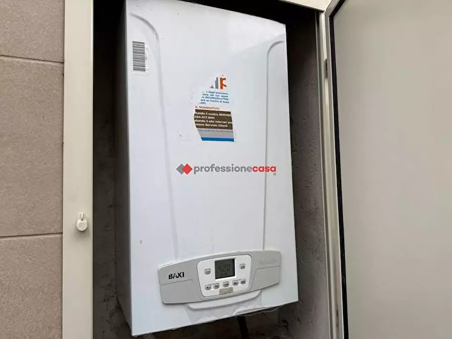 Immagine 16 di Appartamento in vendita  in Viale Alfonso D'aragona, 6 a Foggia
