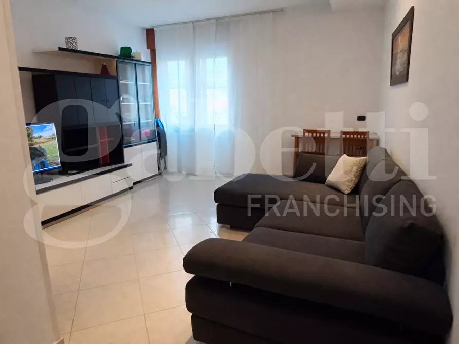 Immagine 3 di Appartamento in vendita  in Via BORGO SAN GIOVANNI - VIA GRANATIERI DI SARDEGNA a Chioggia