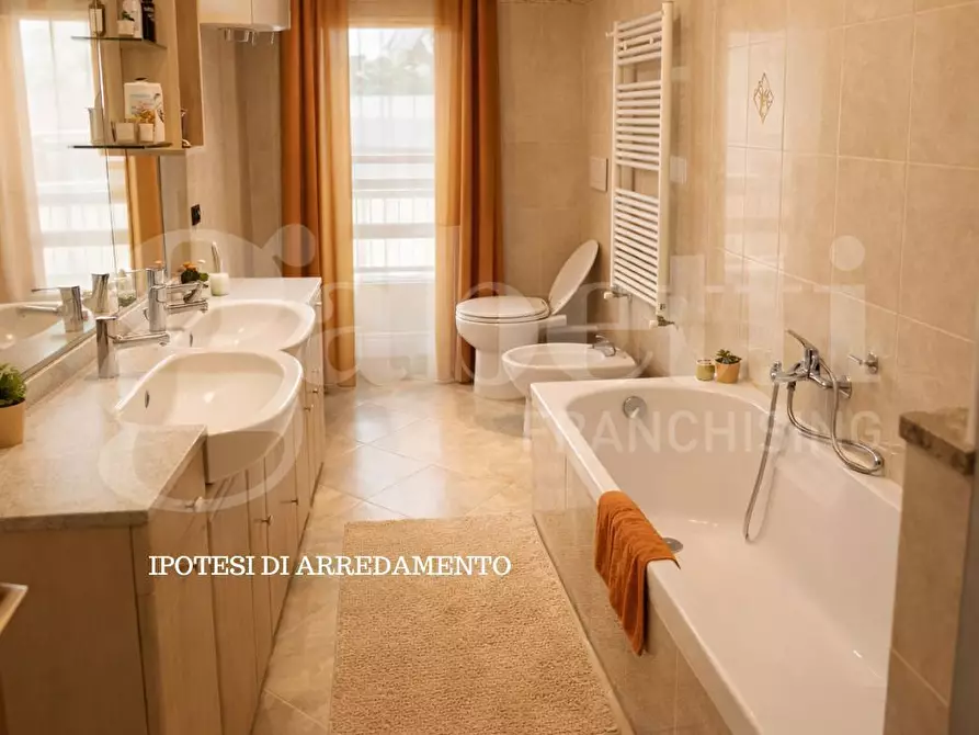 Immagine 23 di Appartamento in vendita  in Via BORGO SAN GIOVANNI - VIA GRANATIERI DI SARDEGNA a Chioggia