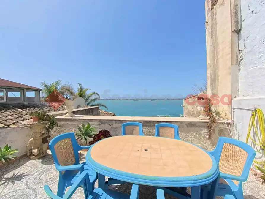Immagine 30 di Appartamento in vendita  in Via castello maniace, 57 a Siracusa