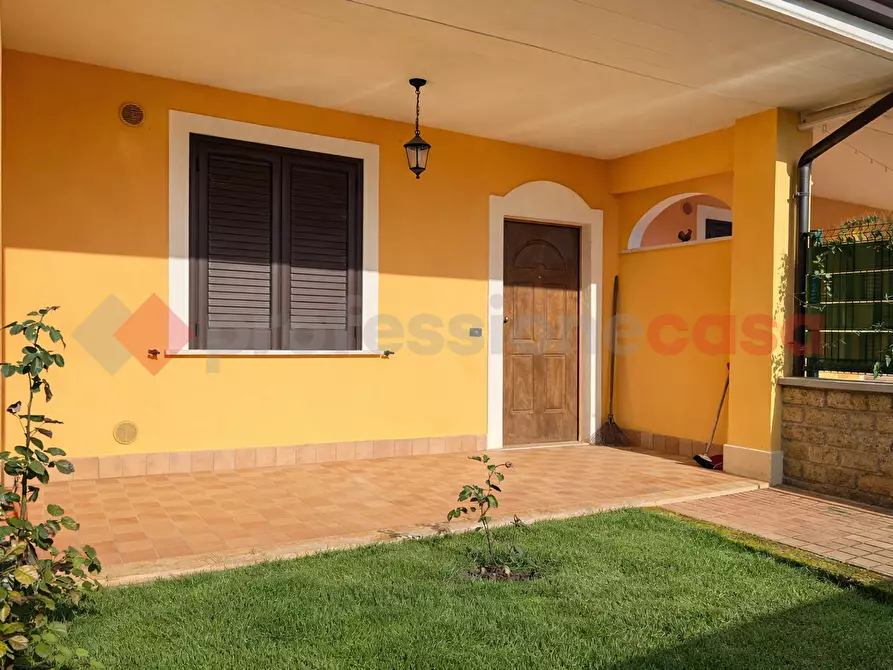 Immagine 2 di Villetta a schiera in vendita  in Via DELLE QUERCE, 9 a Fiuggi