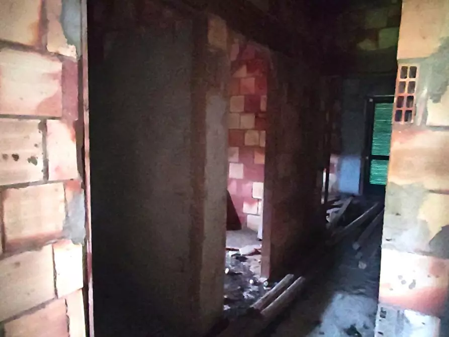 Immagine 22 di Palazzo in vendita  in LocalitÃ  TRE CROCI, SNC a San Vito Sullo Ionio