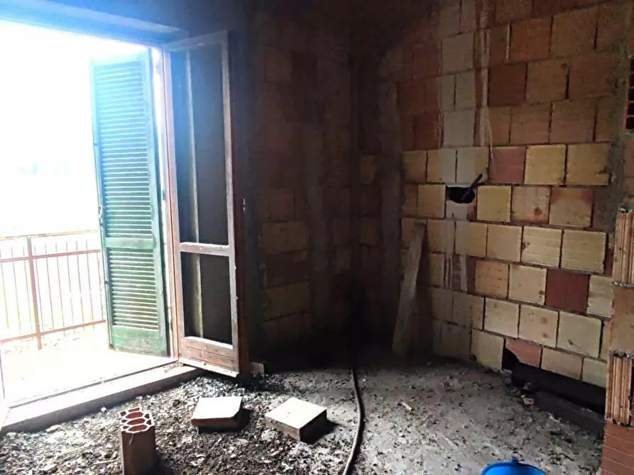 Immagine 10 di Palazzo in vendita  in LocalitÃ  TRE CROCI, SNC a San Vito Sullo Ionio