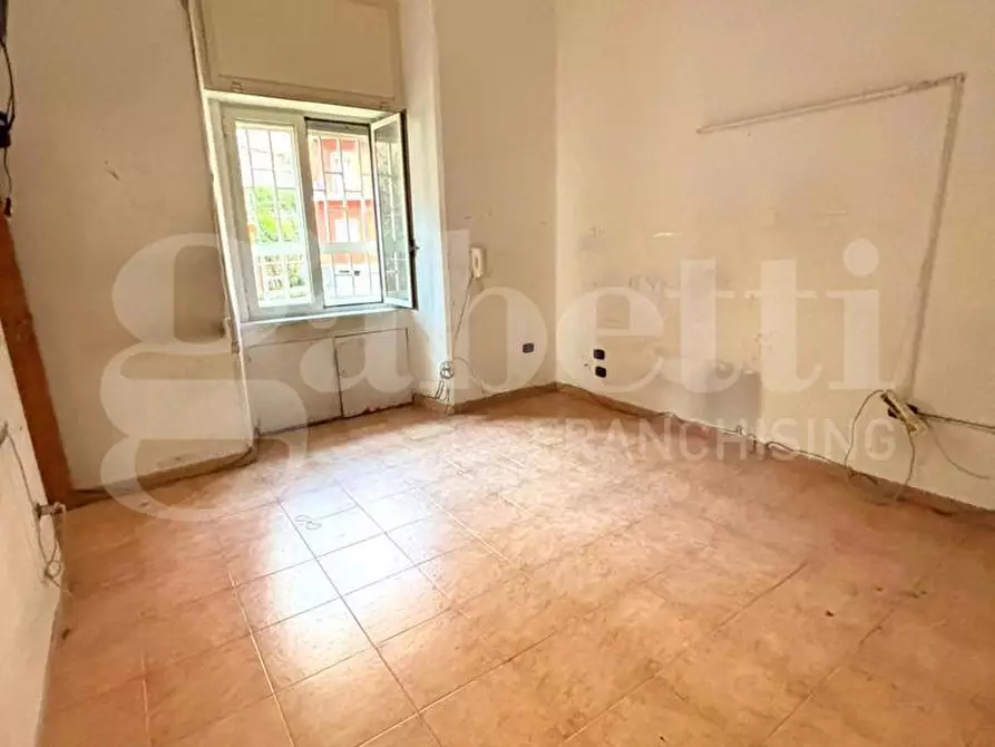 Immagine 7 di Appartamento in vendita  in Via ponti rossi a Napoli