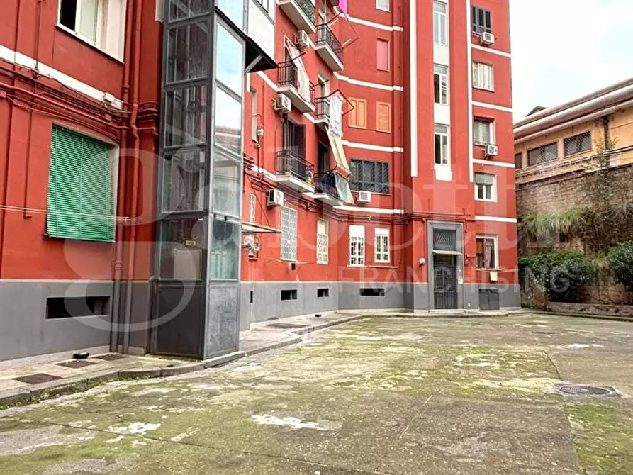 Immagine 3 di Appartamento in vendita  in Via ponti rossi a Napoli