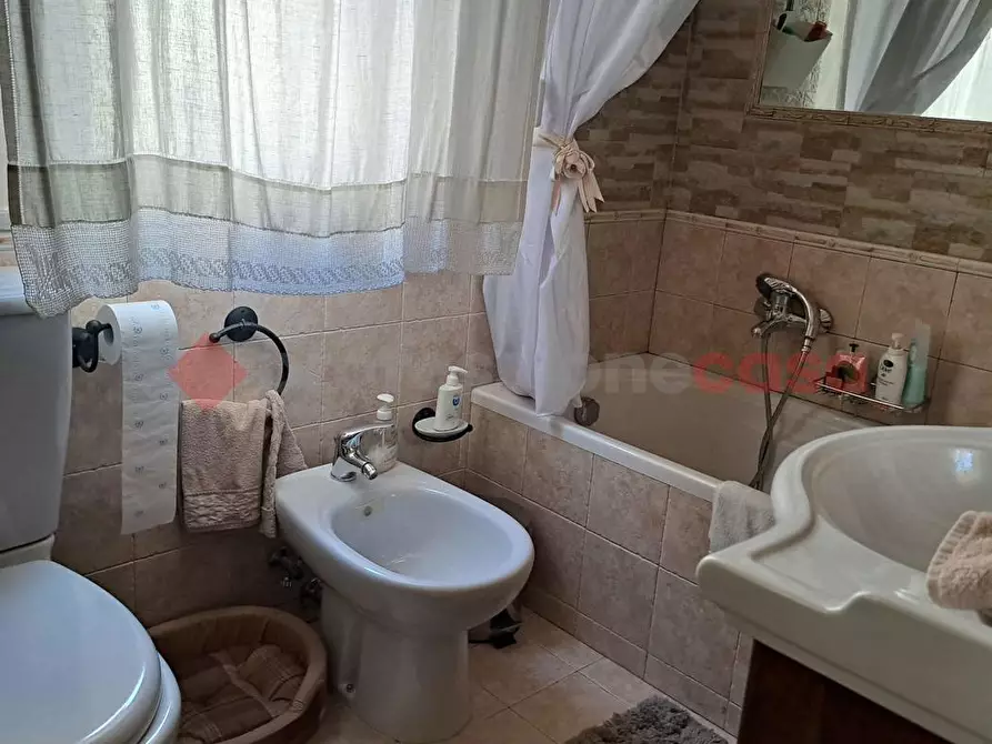 Immagine 6 di Appartamento in vendita  in Via Generale Paolo Tommasini, 1D a Reggio Di Calabria