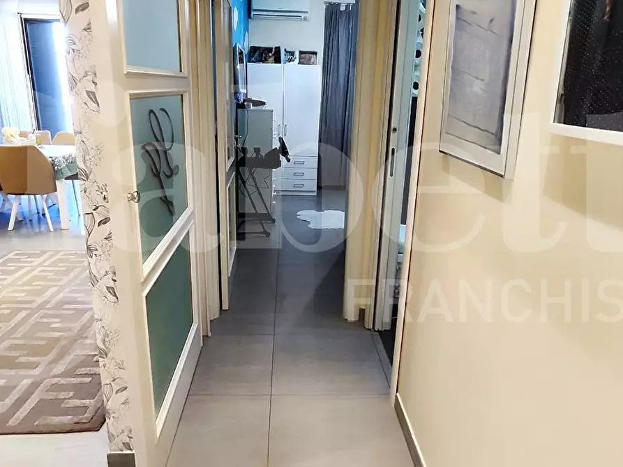 Immagine 7 di Appartamento in vendita  in Via torino a Napoli