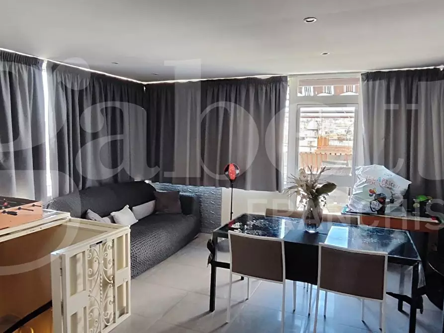 Immagine 19 di Appartamento in vendita  in Via torino a Napoli