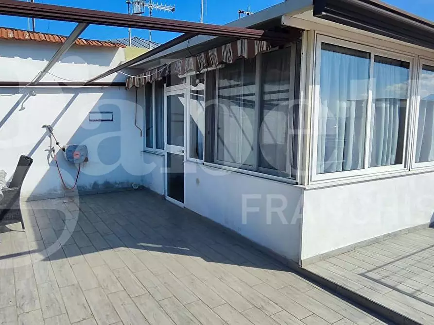 Immagine 25 di Appartamento in vendita  in Via torino a Napoli