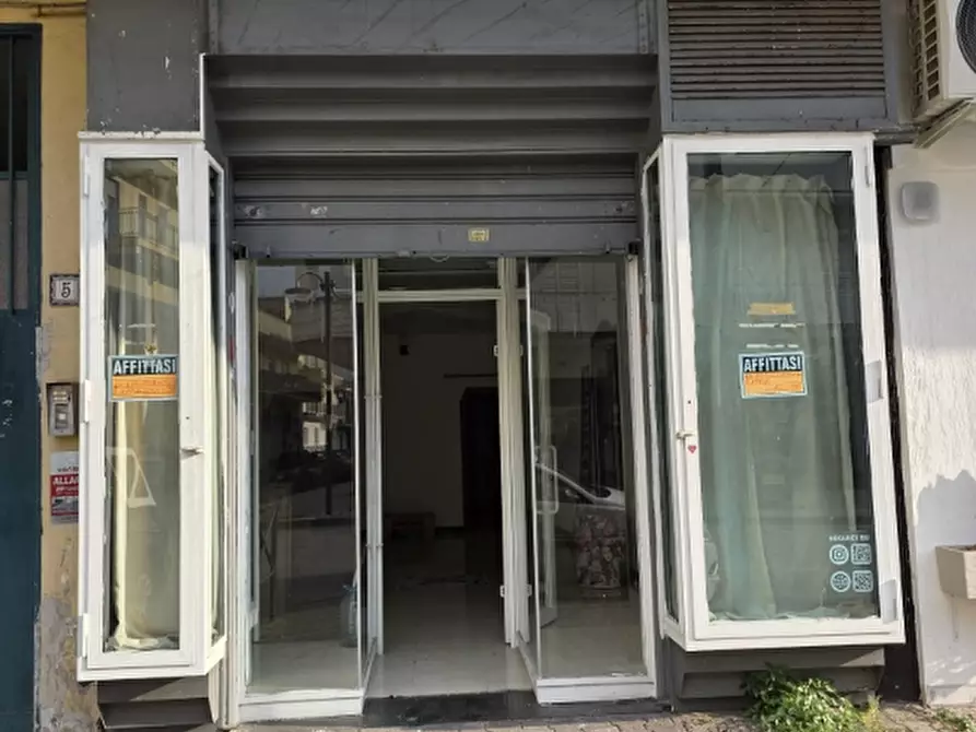 Immagine 4 di Negozio in affitto  in Via Roma, 7 a Volla