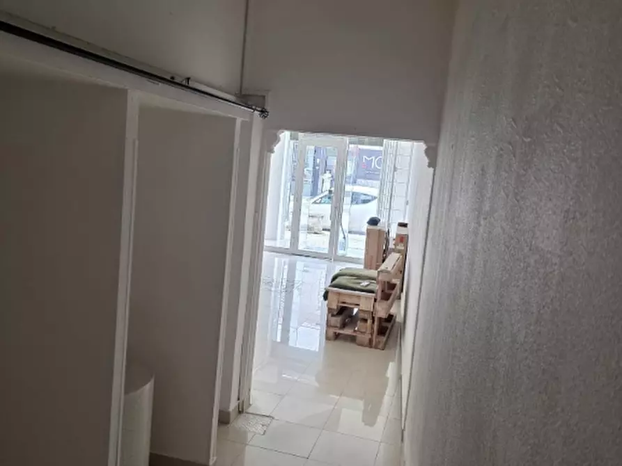 Immagine 23 di Negozio in affitto  in Via Roma, 7 a Volla