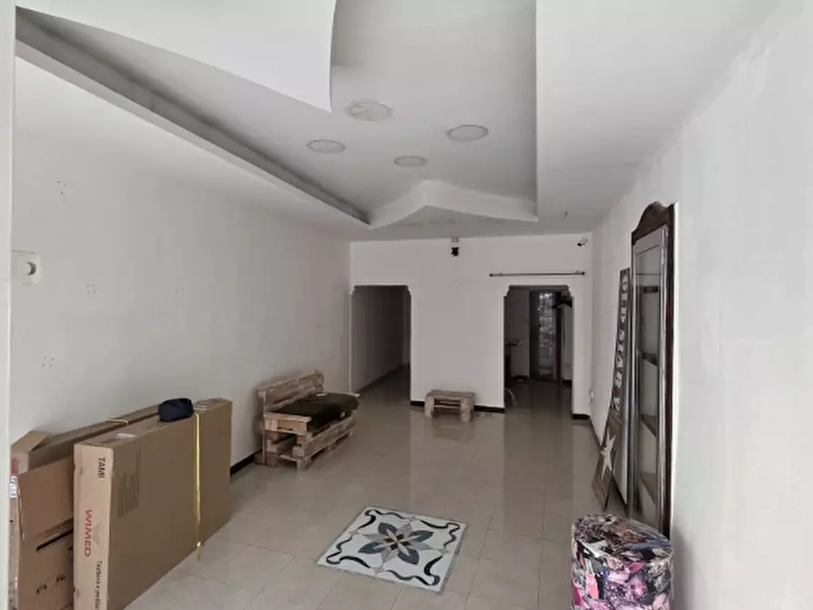 Immagine 25 di Negozio in affitto  in Via Roma, 7 a Volla