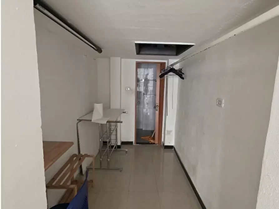 Immagine 22 di Negozio in affitto  in Via Roma, 7 a Volla