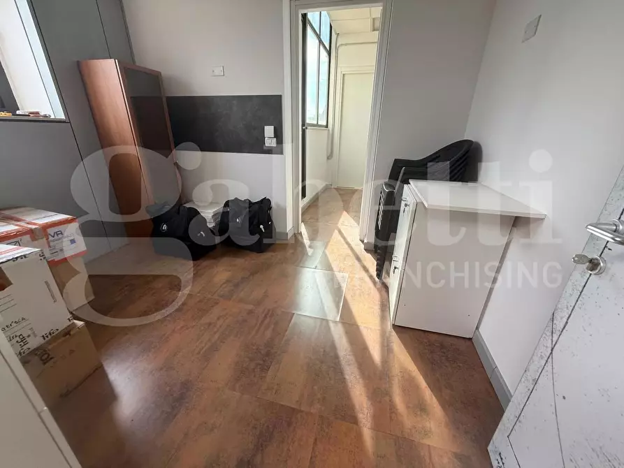 Immagine 14 di Ufficio in vendita  in Via VILLAGGIO XXV APRILE, 1 a Bastia Umbra