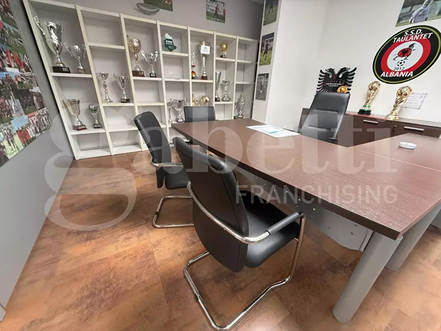 Immagine 11 di Ufficio in vendita  in Via VILLAGGIO XXV APRILE, 1 a Bastia Umbra