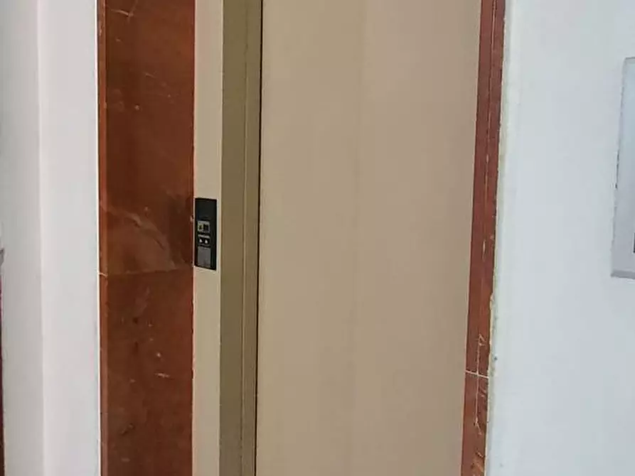 Immagine 6 di Appartamento in vendita  in Via dei quartieri a Palermo