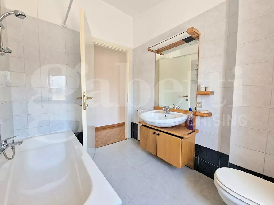 Immagine 16 di Appartamento in vendita  in Via dettori, 8 a Sestu