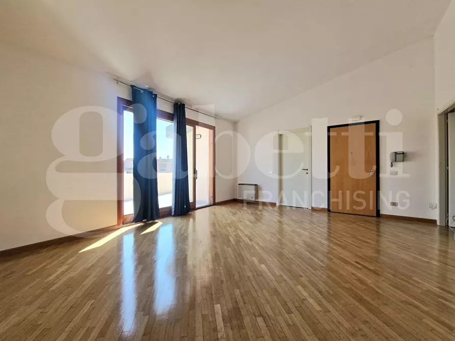 Immagine 2 di Appartamento in vendita  in Via dettori, 8 a Sestu