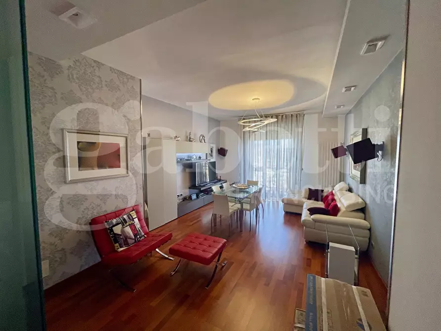 Immagine 4 di Appartamento in vendita  in Corso delle Provincie, 247 a Catania