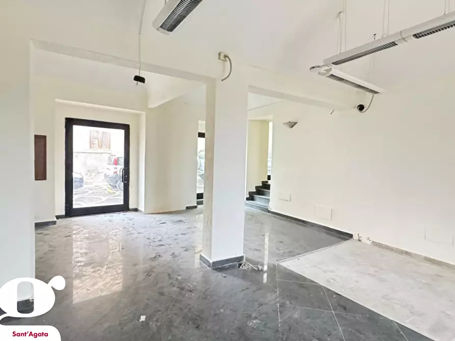 Immagine 2 di Attività commerciale in affitto  in Via ROMA, 6 a Caronia