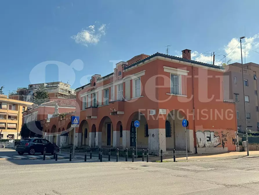 Immagine 1 di Appartamento in vendita  in Piazza del Quadrato, 13 a Latina