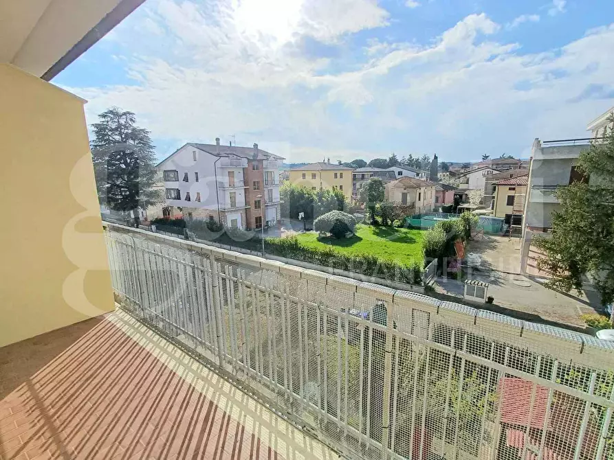 Immagine 10 di Appartamento in vendita  in Viale DELLA RESISTENZA, 10 a Bastia Umbra