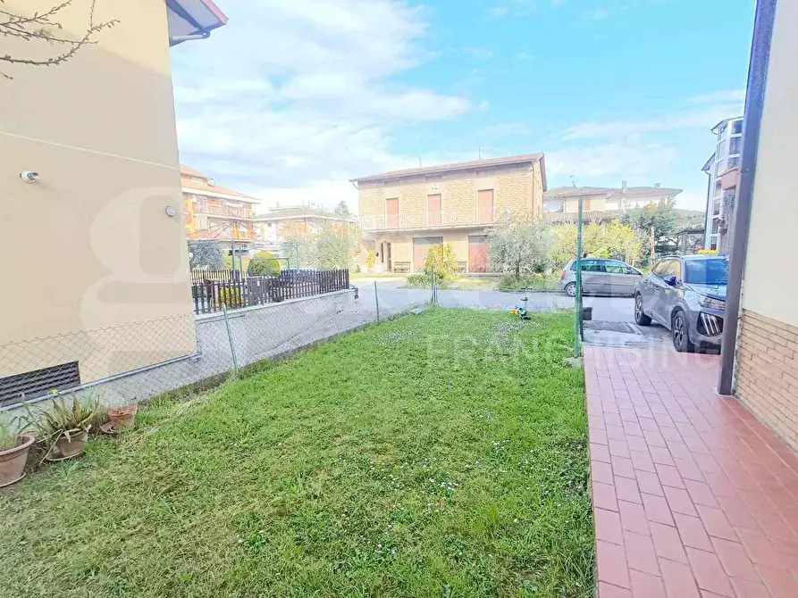 Immagine 23 di Appartamento in vendita  in Viale DELLA RESISTENZA, 10 a Bastia Umbra