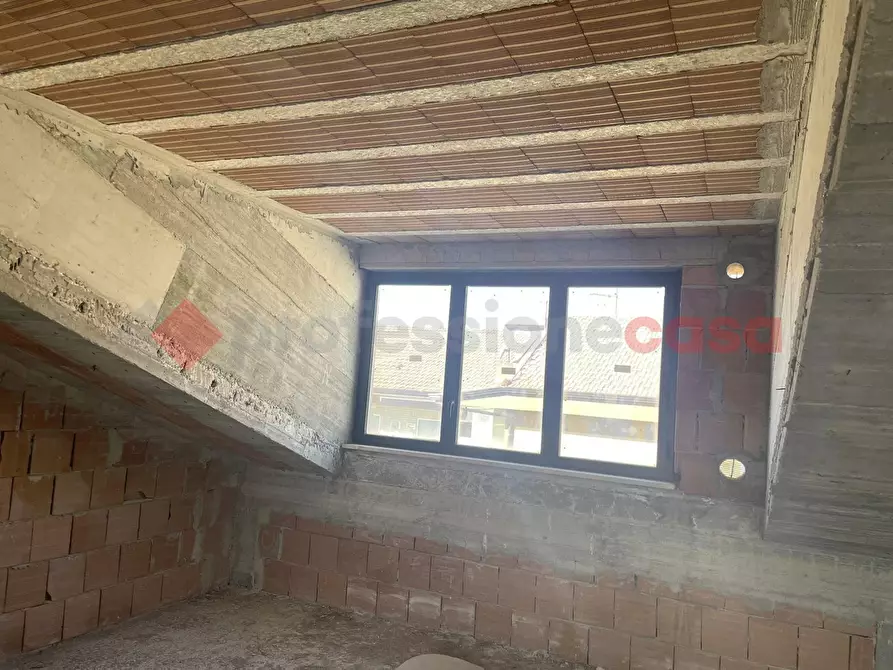 Immagine 33 di Attico in vendita  in Via Rimembranza, 0 a Vitulazio