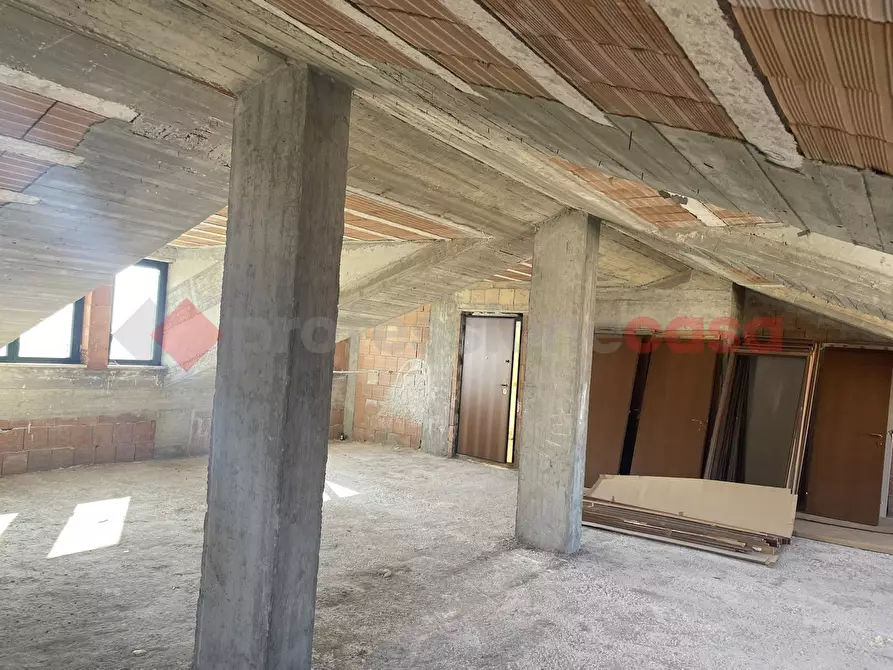 Immagine 32 di Attico in vendita  in Via Rimembranza, 0 a Vitulazio