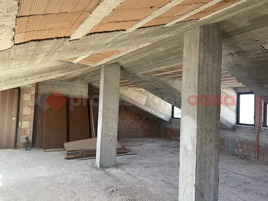 Immagine 27 di Attico in vendita  in Via Rimembranza, 0 a Vitulazio