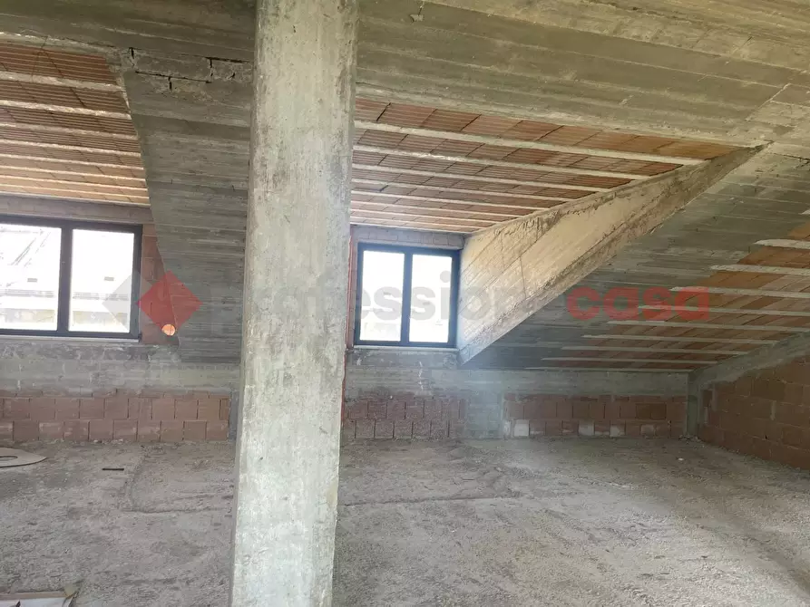 Immagine 31 di Attico in vendita  in Via Rimembranza, 0 a Vitulazio