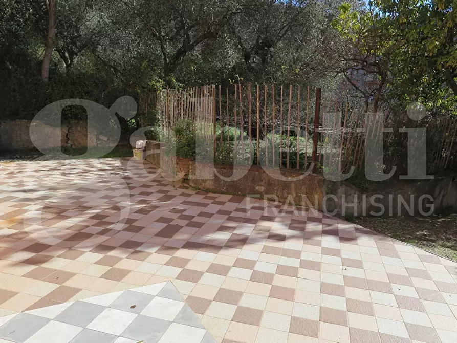 Immagine 2 di Appartamento in vendita  in Via matteotti, 5 a Lerici