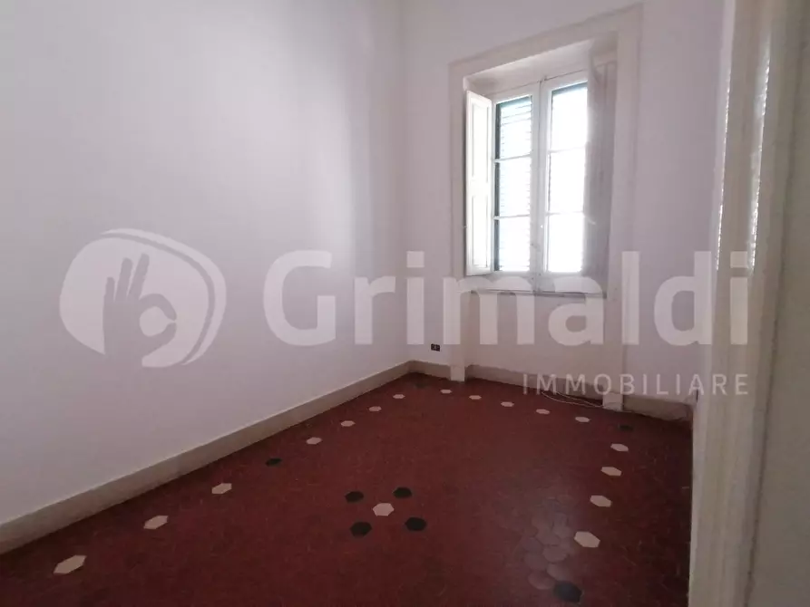 Immagine 11 di Ufficio in affitto  in Via Garibaldi, 150 a Messina