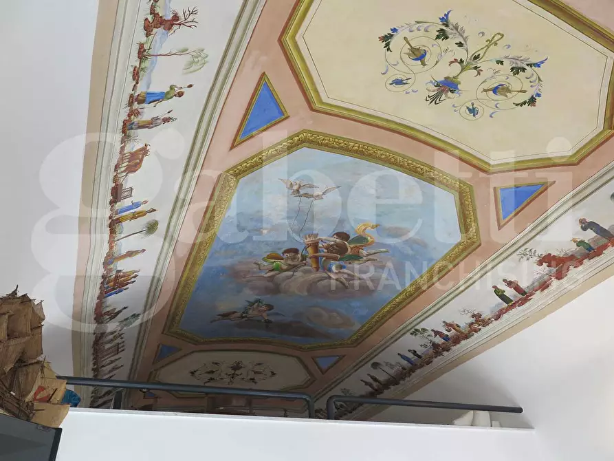 Immagine 4 di Appartamento in vendita  in Piazza garibaldi, 5 a Lerici